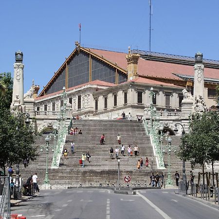 Thubaneau St Charles Canebiere Vieux Port Marseille Luaran gambar